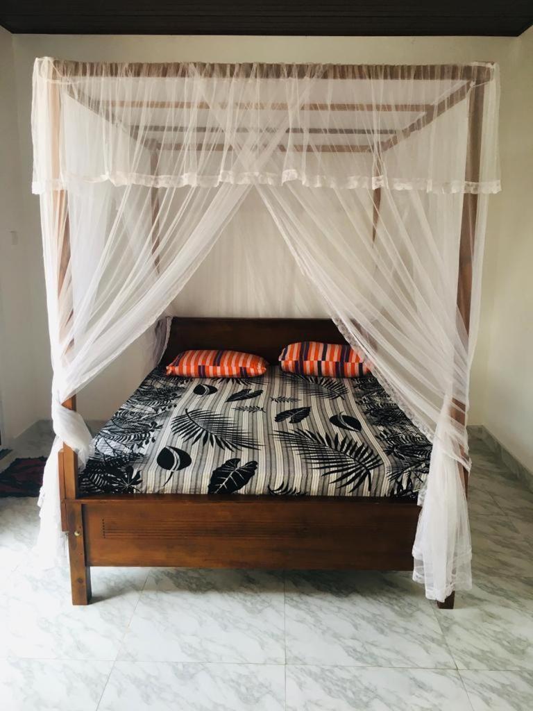 Mirewon Guest Hotel Weligama Kültér fotó
