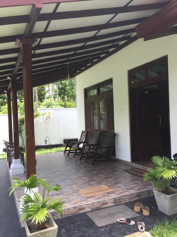 Mirewon Guest Hotel Weligama Kültér fotó